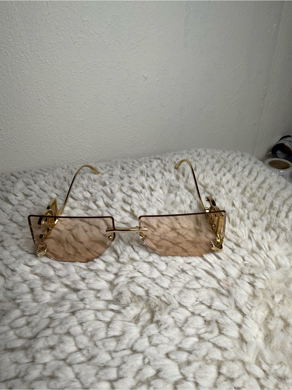 Gold Rim Brown Gradient Rimless Sunglasses - Picture 6 of 7
